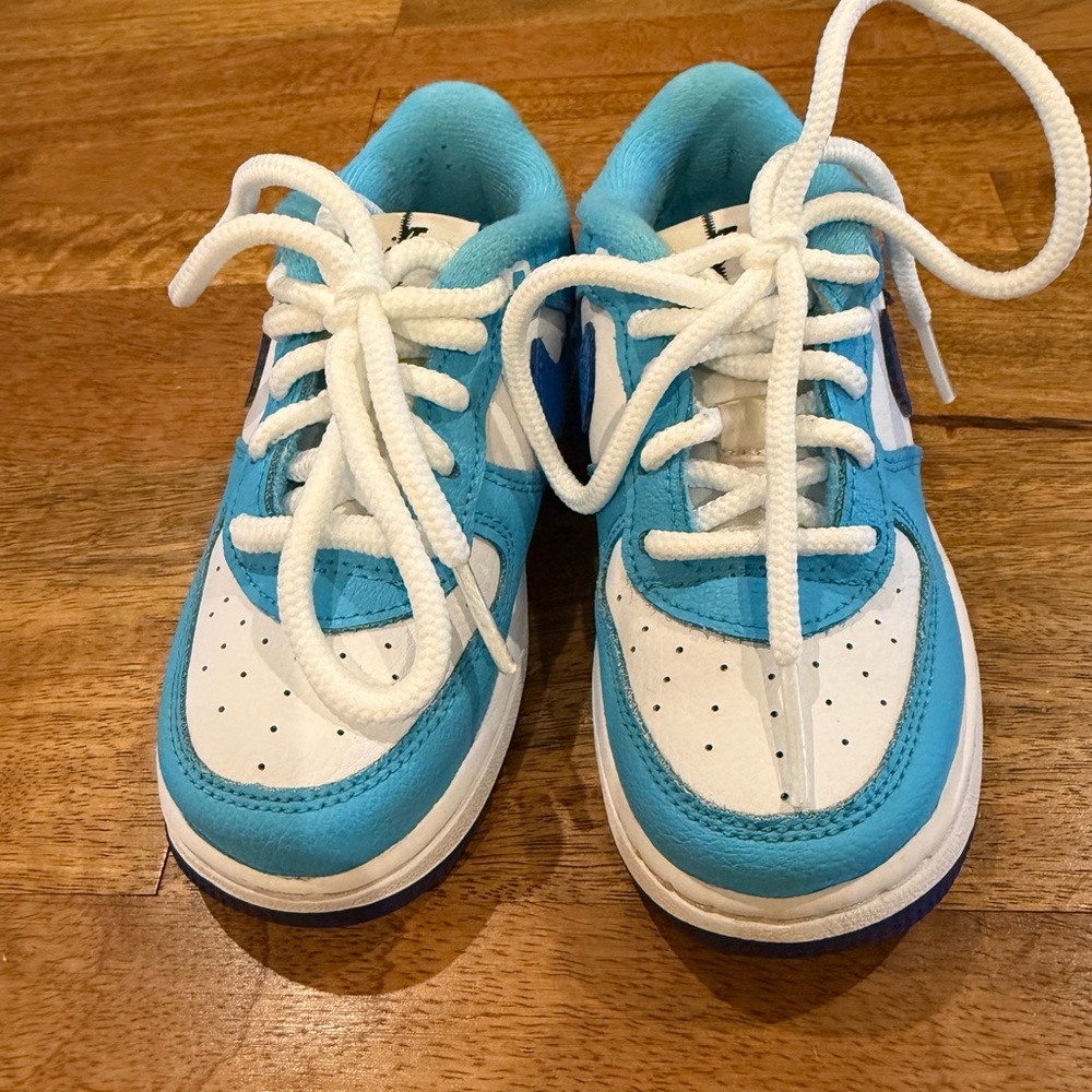 Nike Blue and White Sneakers for Casual Wear - 9c